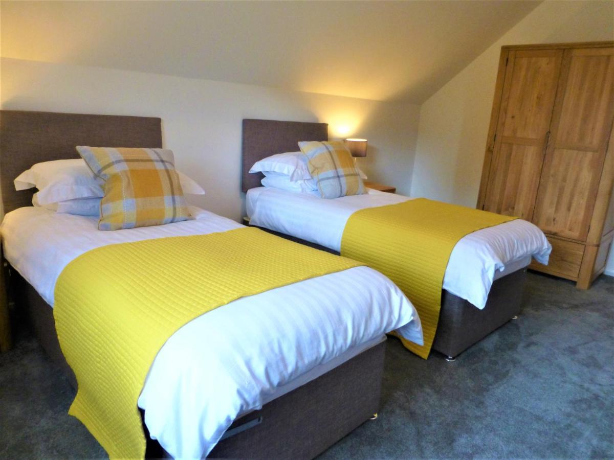 Gerycastell Luxury Holiday Apartment With Stunning Views & Ev Station Point Carmarthen Eksteriør billede